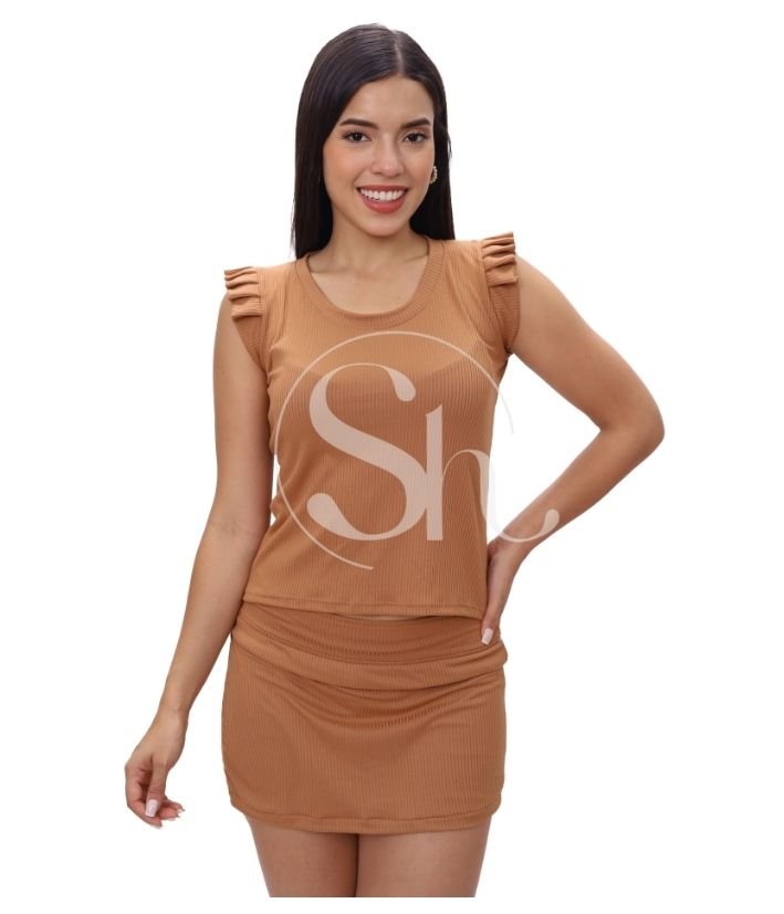 Sugerencia: CONJUNTO SHOT FALDA CON POLO